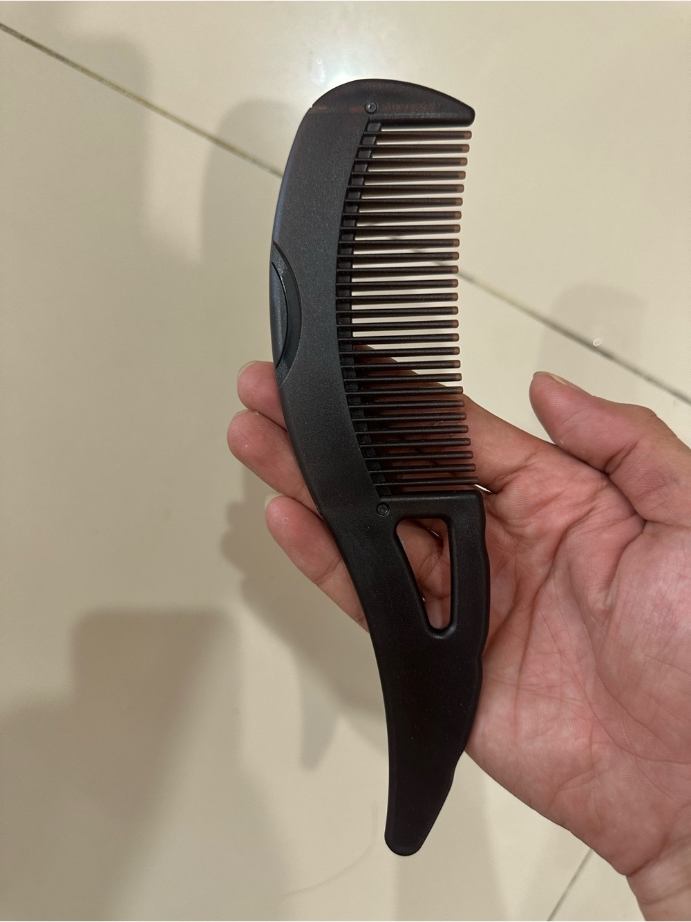 Men's Black Detailing Comb with Curved Handle